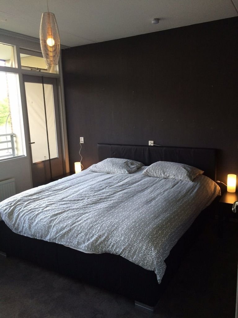 Furnished apartment by the park - Image 3