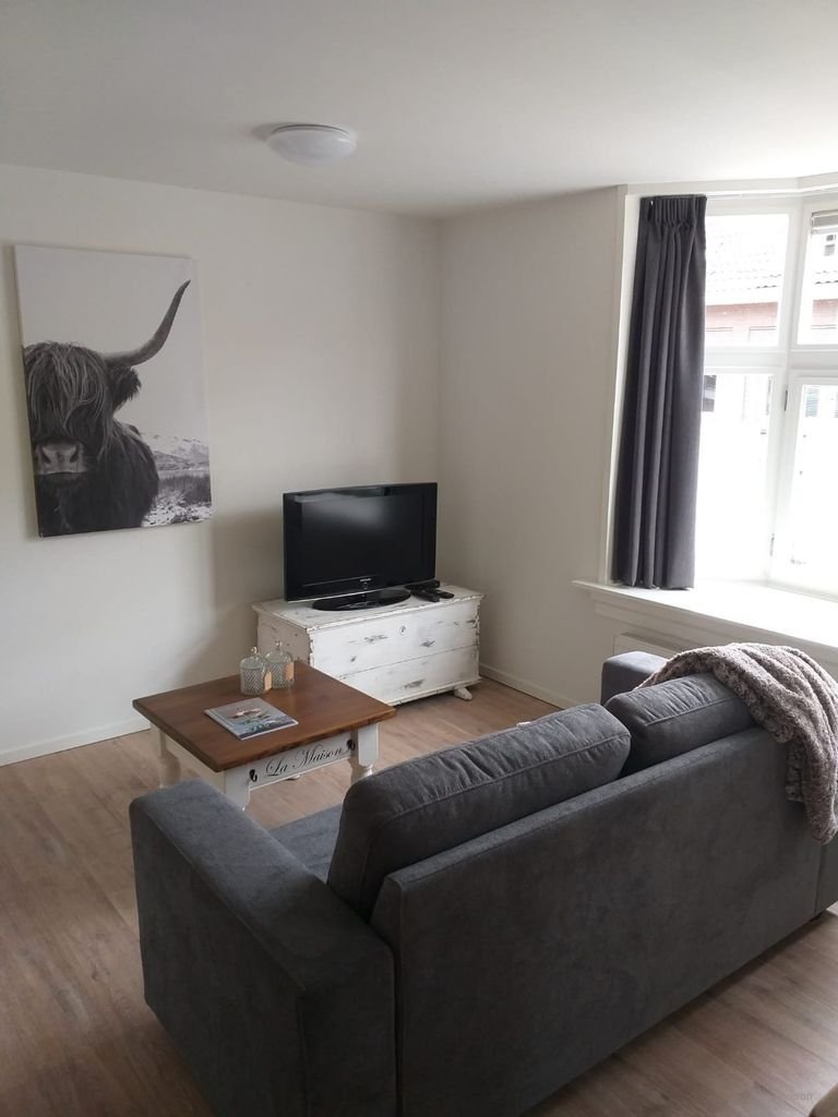 Gemeubileerd appartement met balkon in De Bergen - Afbeelding 2