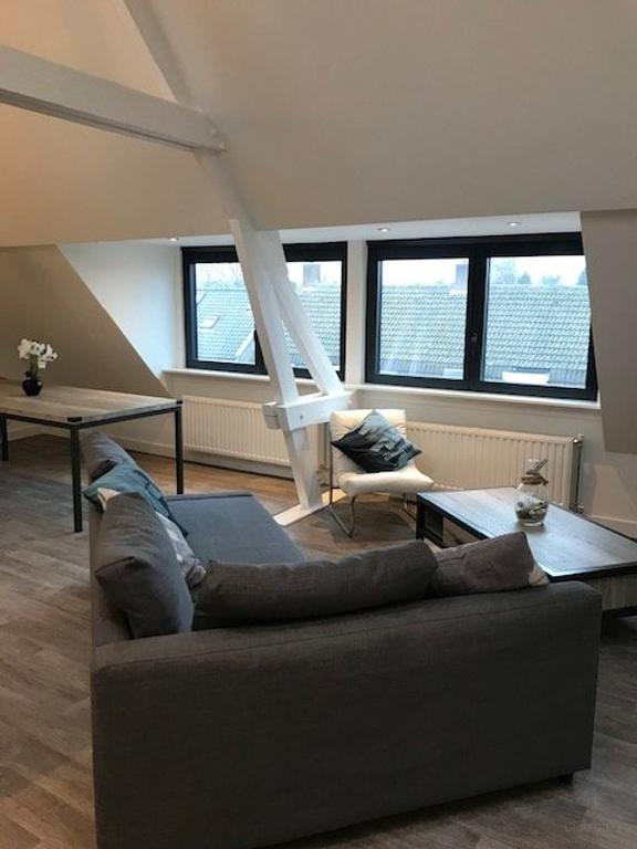 Furnished studio with mezzanine in Eindhoven - Image 5