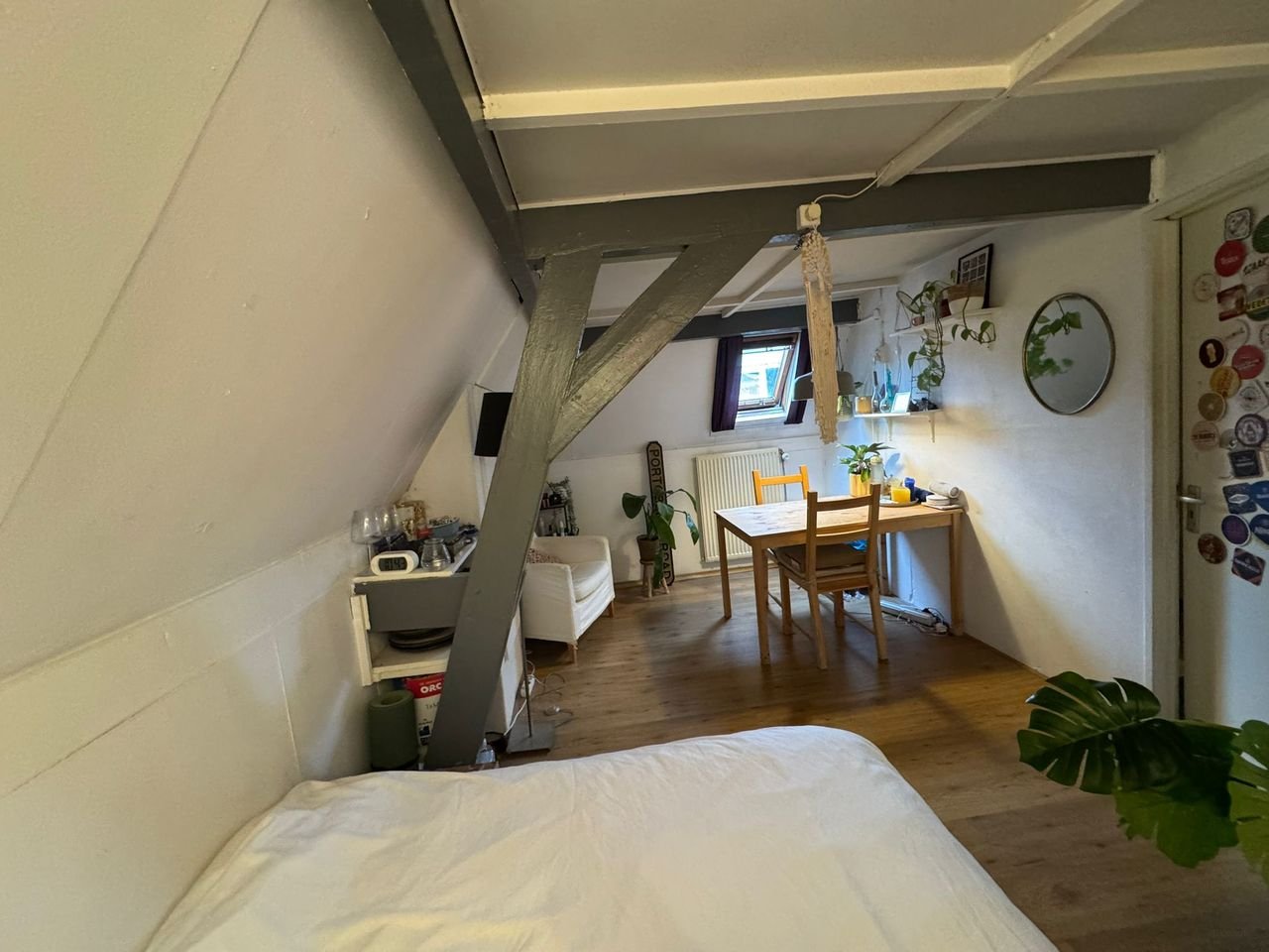 Private student studio in Lombok - Image 2