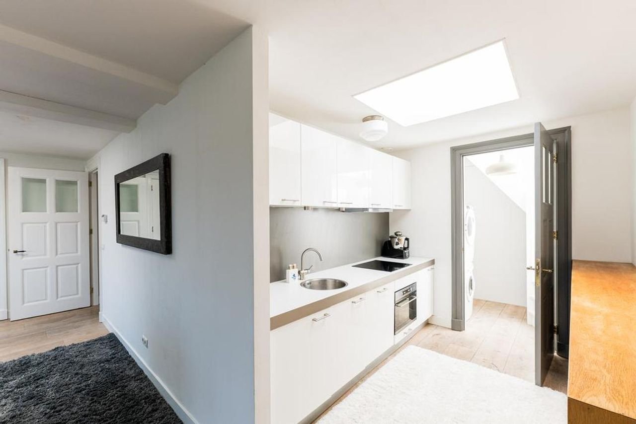 Luxe grachtenpand met terras en parkeren - Afbeelding 4