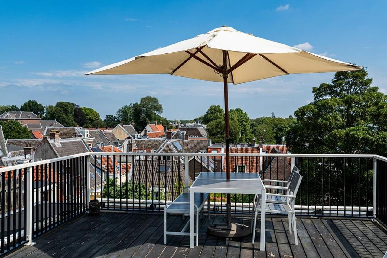 Luxe grachtenpand met terras en parkeren - Afbeelding 6