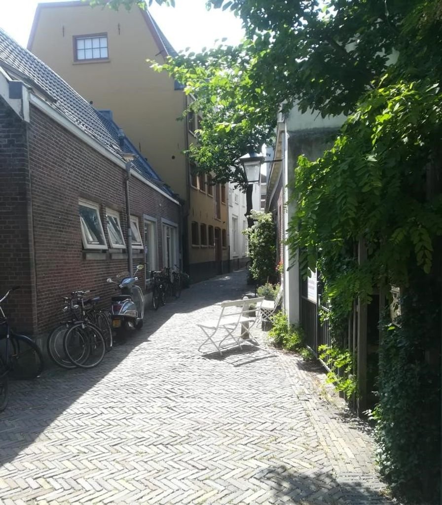 Rustige studio vlakbij de Twijnstraat - Afbeelding 1