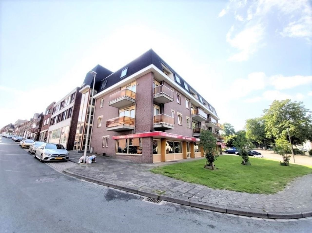 Apartment with air conditioning in Hoensbroek - Image 1