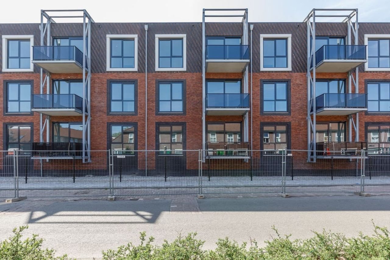 New apartment with balcony in Enschede - Image 12