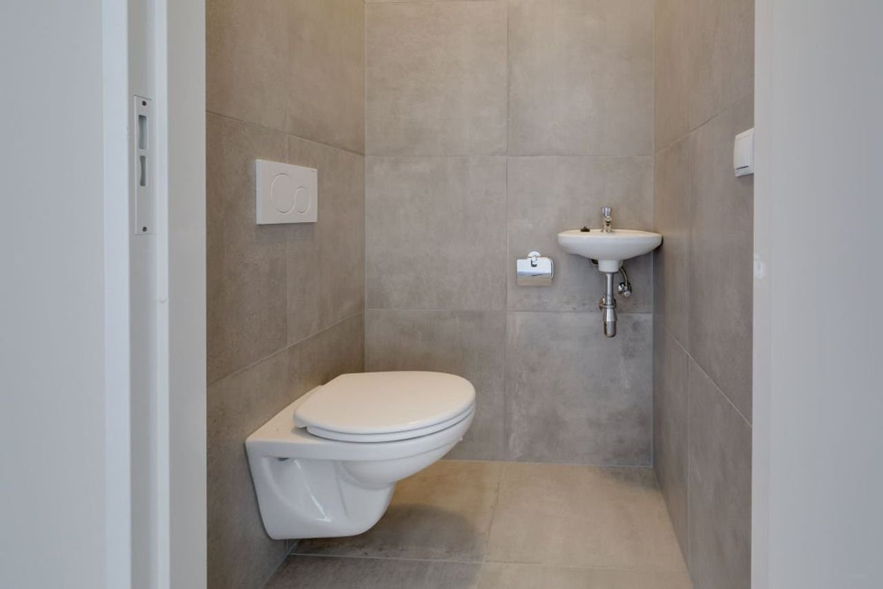 New apartment with balcony in Enschede - Image 9