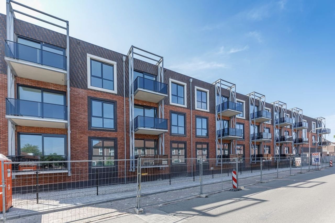 New apartment with balcony in Enschede - Image 10