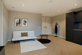 Licht 2-kamerappartement nabij IJburg Strand