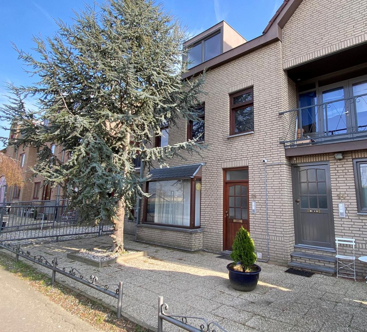 Licht 2-kamerappartement in Borgharen - Afbeelding 1