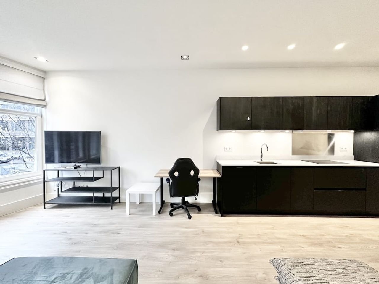 94m² living on the Nieuwezijds Voorburgwal - Image 4