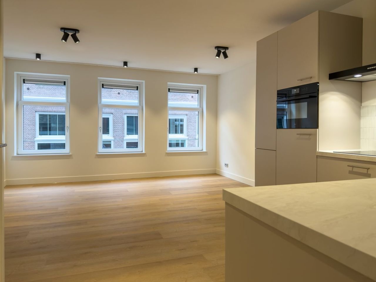 Gerenoveerd appartement met dakterras in hartje stad - Afbeelding 25
