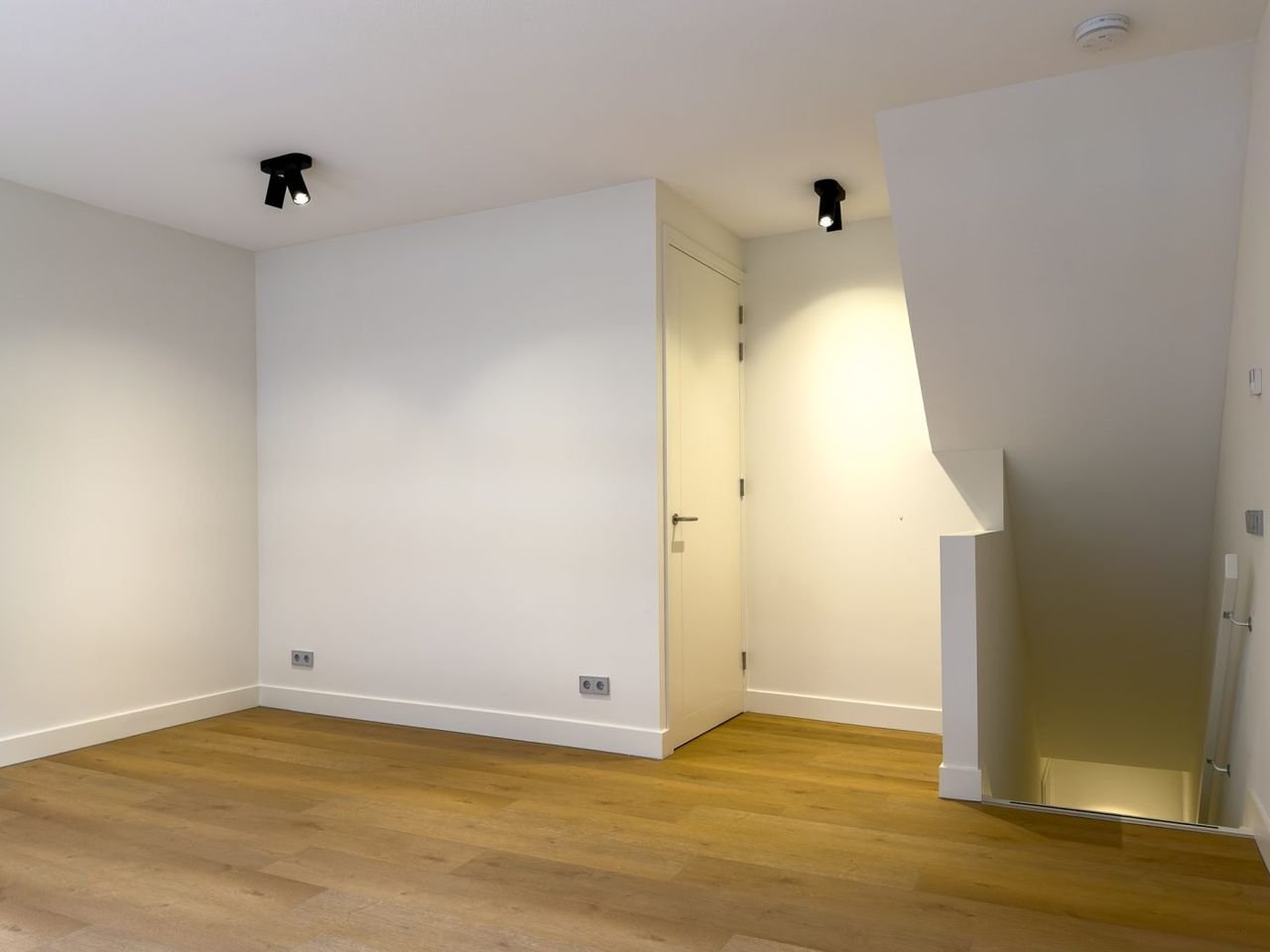 Gerenoveerd appartement met dakterras in hartje stad - Afbeelding 23