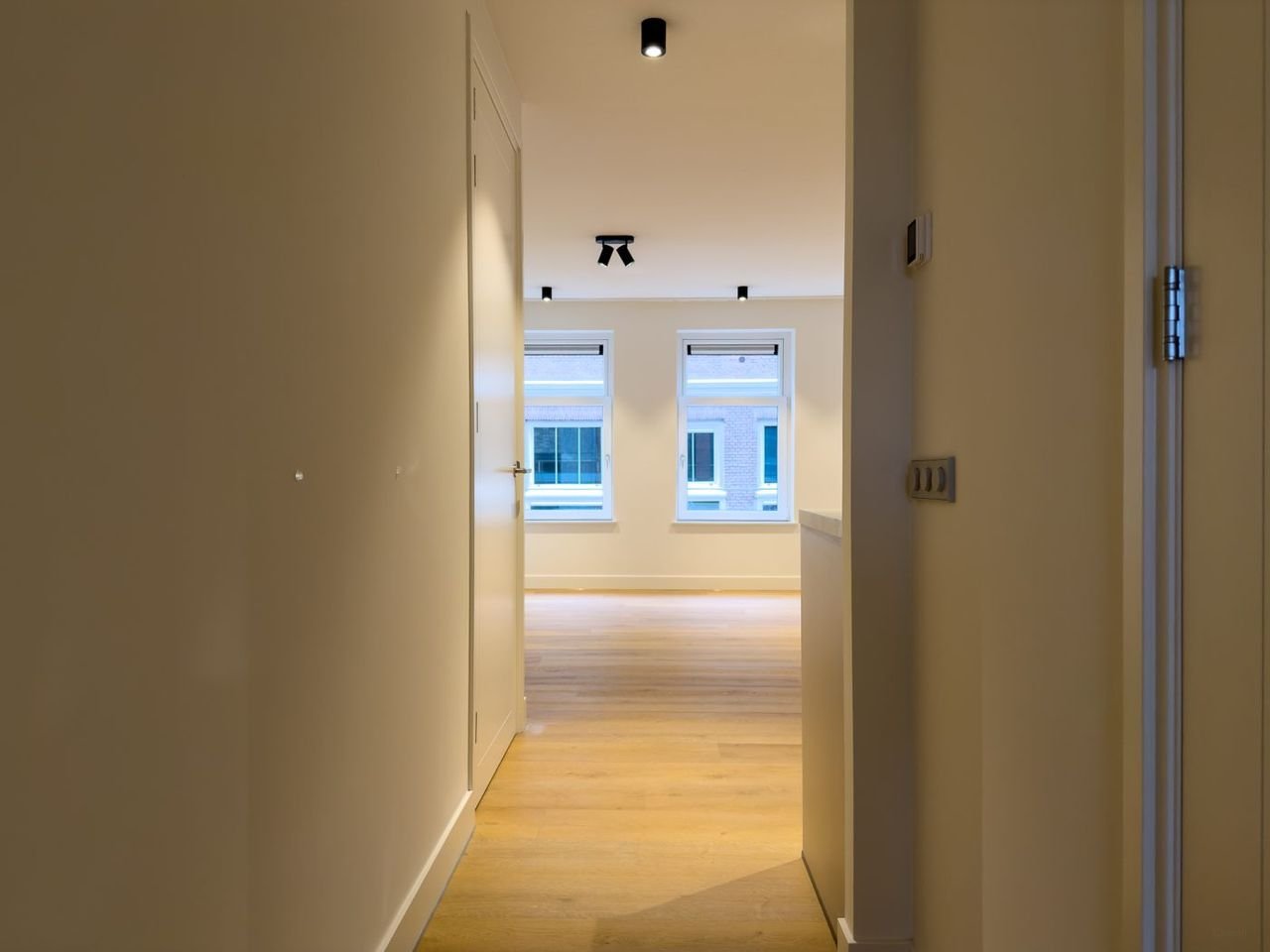 Gerenoveerd appartement met dakterras in hartje stad - Afbeelding 38