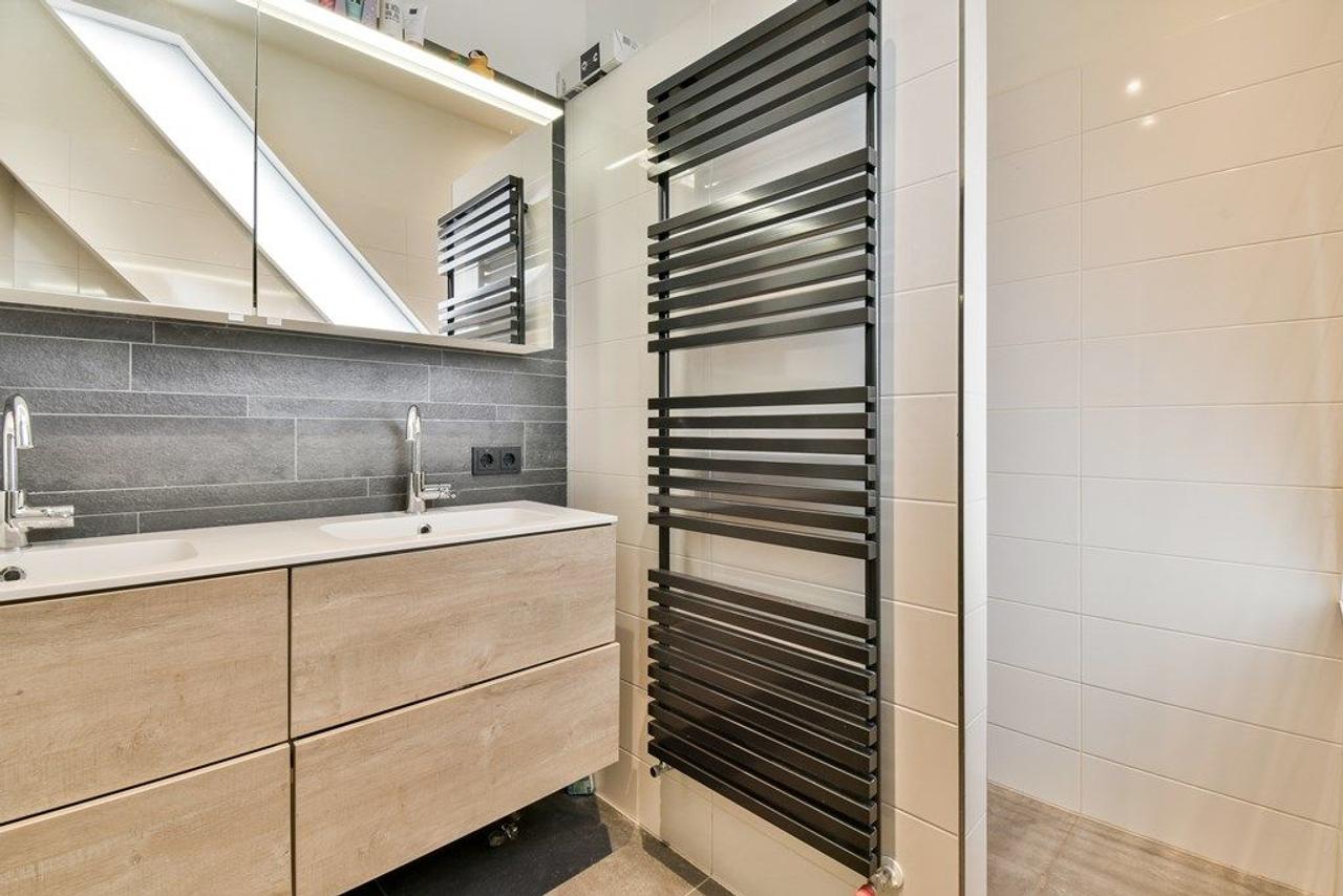 Gemeubileerd penthouse met dakterras in Haarlem - Afbeelding 15