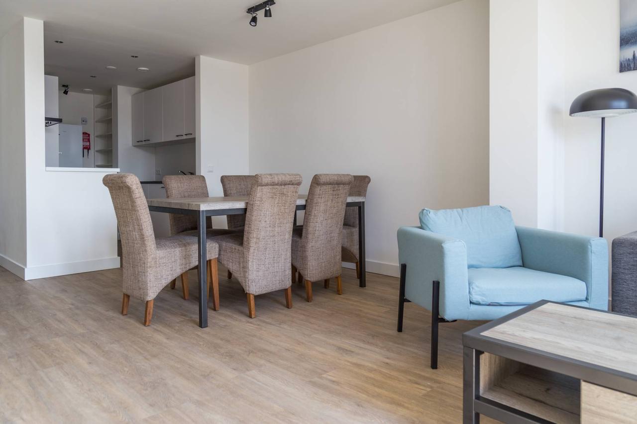 Renovated apartment with 30m² terrace - Image 3