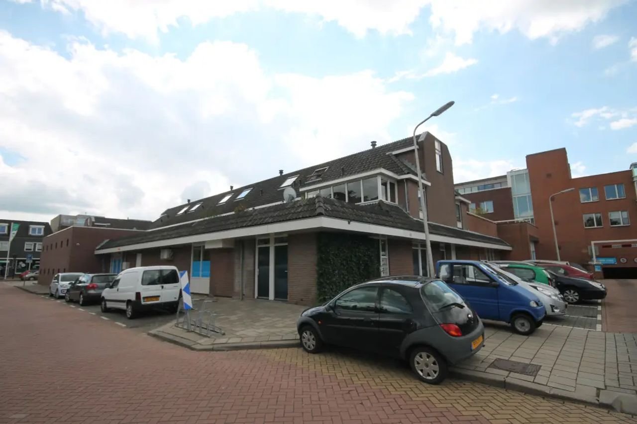 Bright maisonette in the heart of Boskoop - Image 2