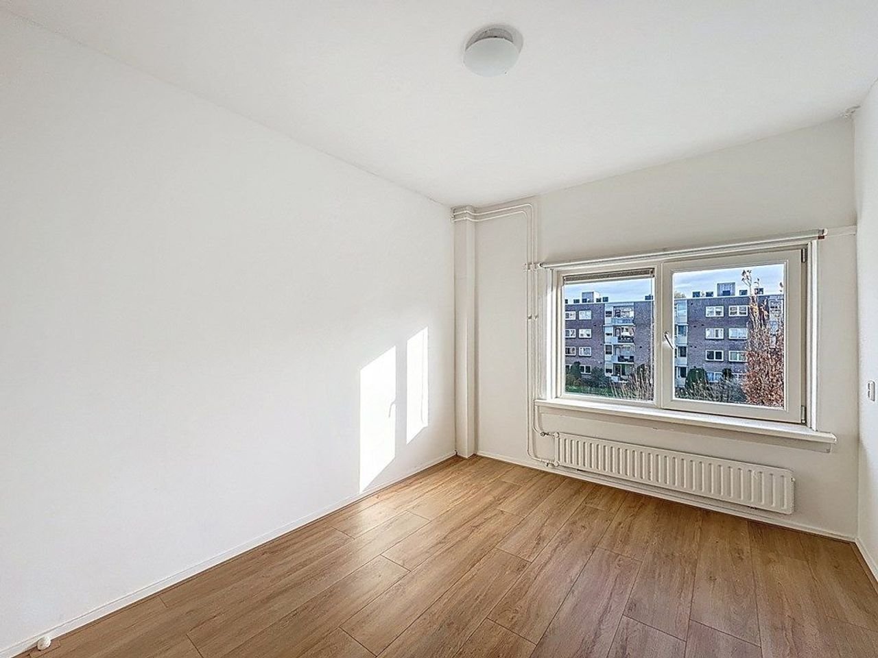 Bright apartment (105 m²) with two balconies - Image 16