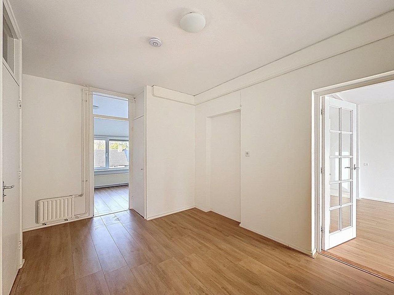 Bright apartment (105 m²) with two balconies - Image 17