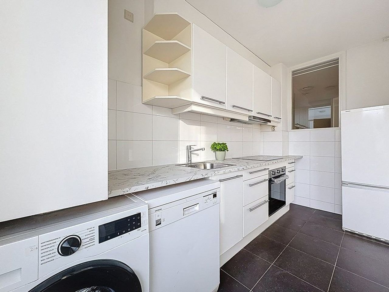 Bright apartment (105 m²) with two balconies - Image 9