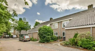 4-bedroom house with garden and garage in Hilversum