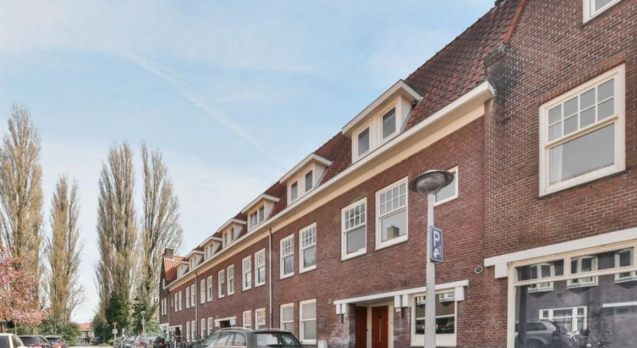 Dubbele bovenwoning in Watergraafsmeer - Afbeelding 1