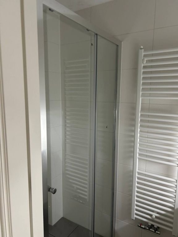 Spacious ground-floor apartment with a 60m² garden in South - Image 6