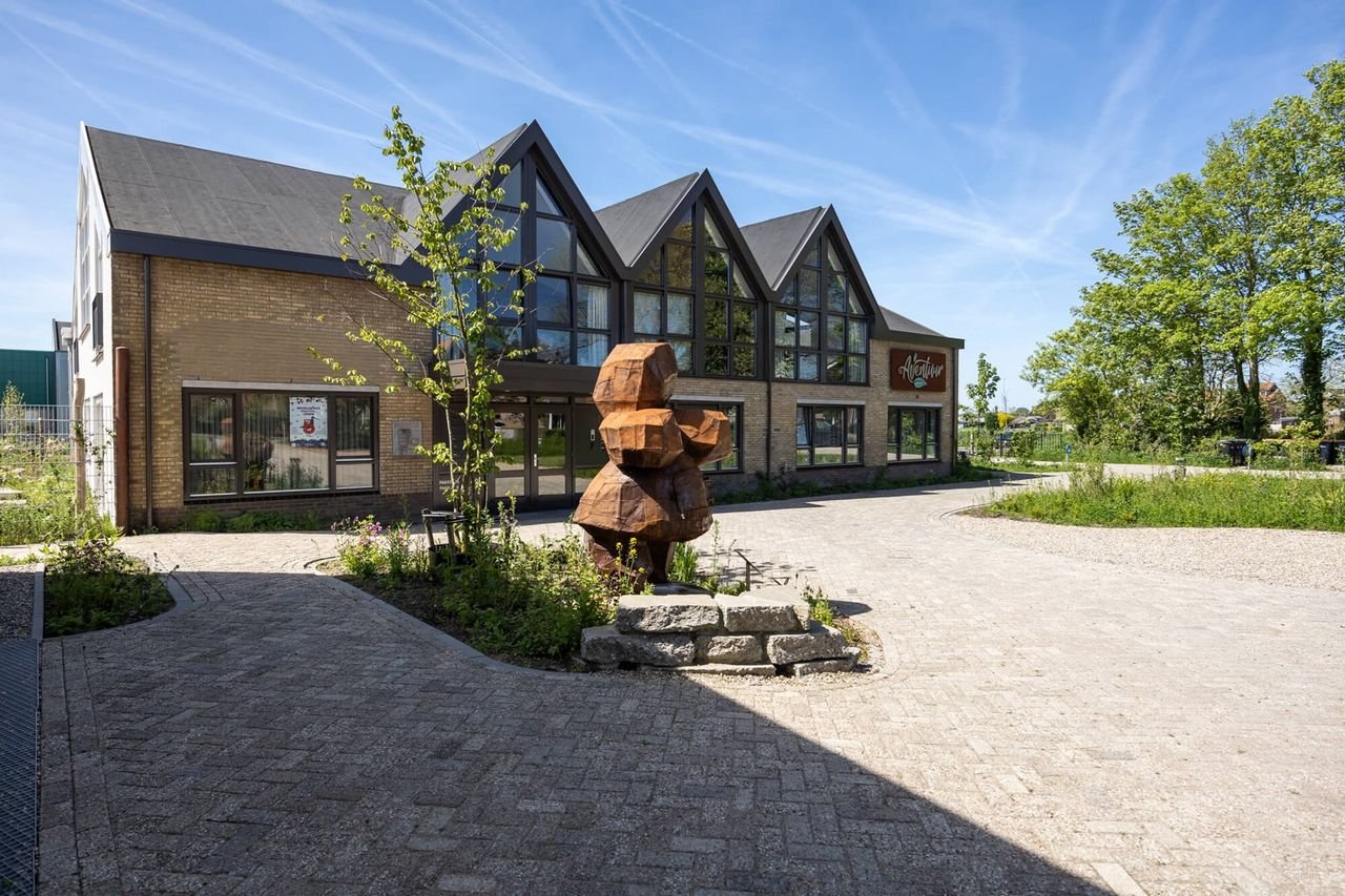 Luxury all-inclusive apartment in Avenhorn - Image 37