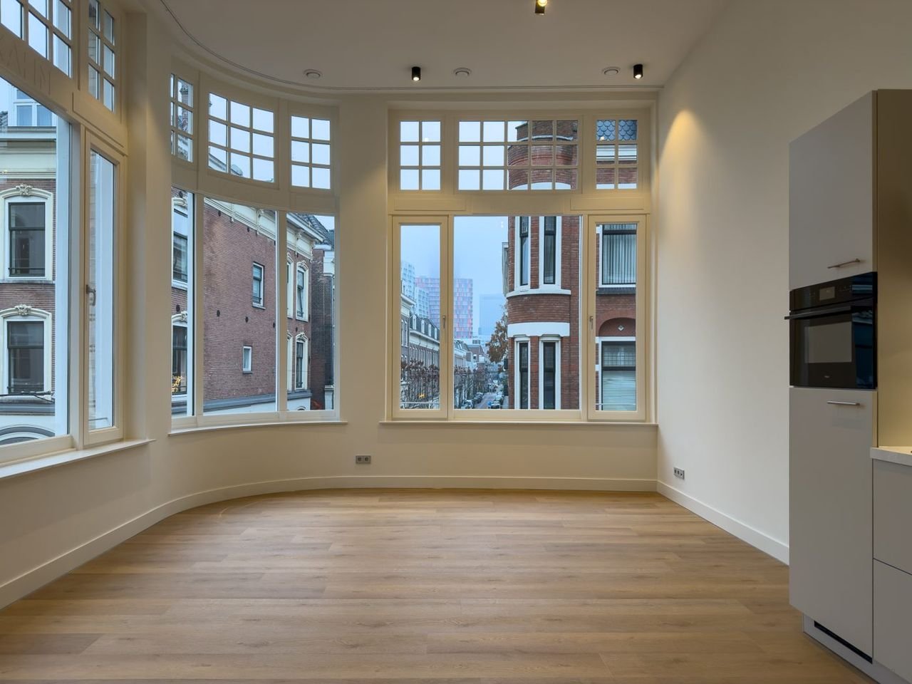 Licht hoekappartement in hartje Rotterdam - Afbeelding 1