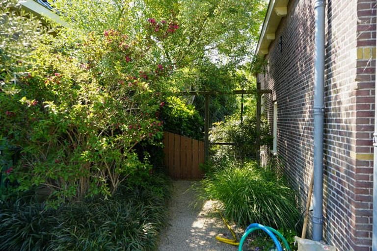 Royaal voorhuis in oude bakkerij (160m²) - Afbeelding 38