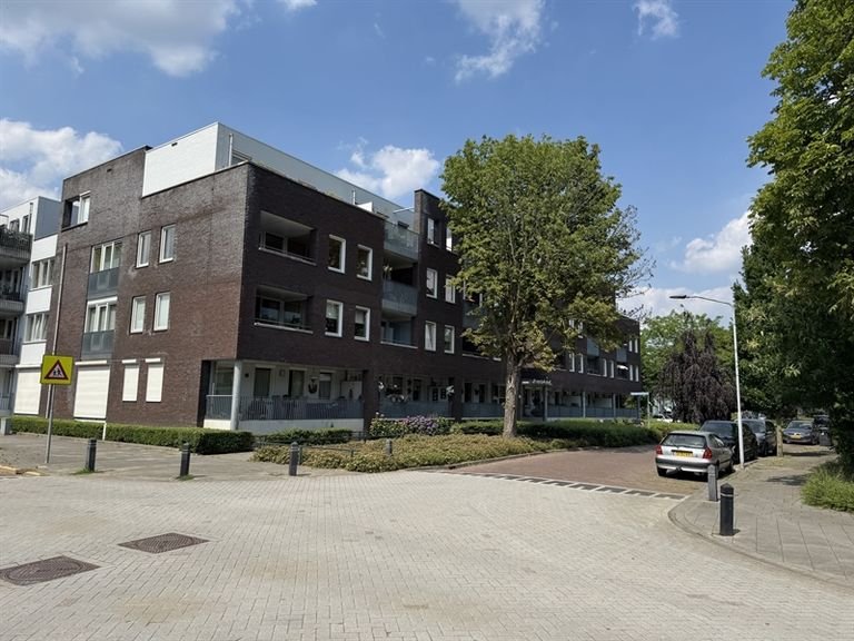 Modern appartement met lift en parkeergarage - Afbeelding 10