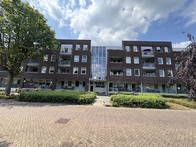 Modern appartement met lift en parkeergarage - Afbeelding 9