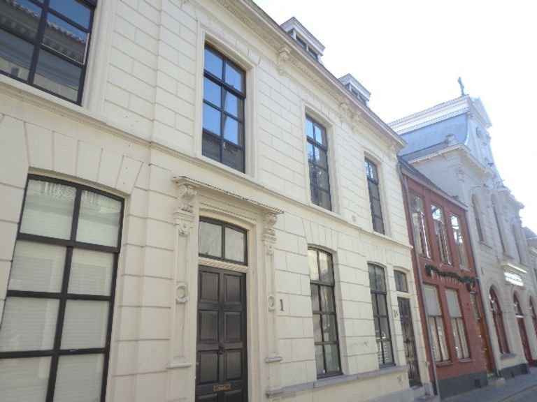 Appartement met ligbad in Breda Centrum - Afbeelding 1