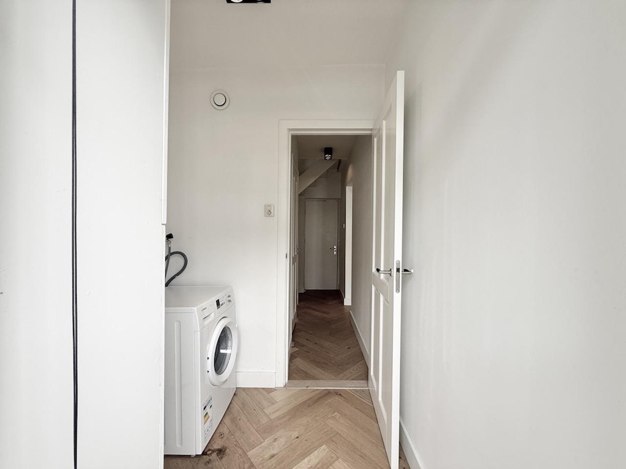 75 m² apartment with 3 balconies in Old-West - Image 13