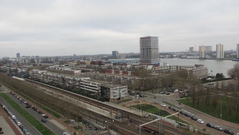 Luxe appartement met uitzicht en parking - Afbeelding 9
