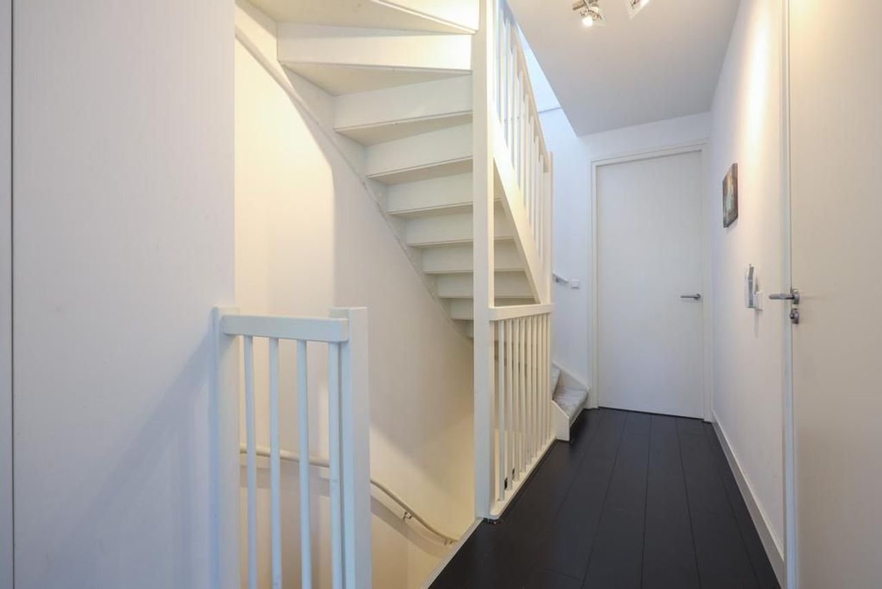 Spacious family home with south-facing garden in Boomberg - Image 12