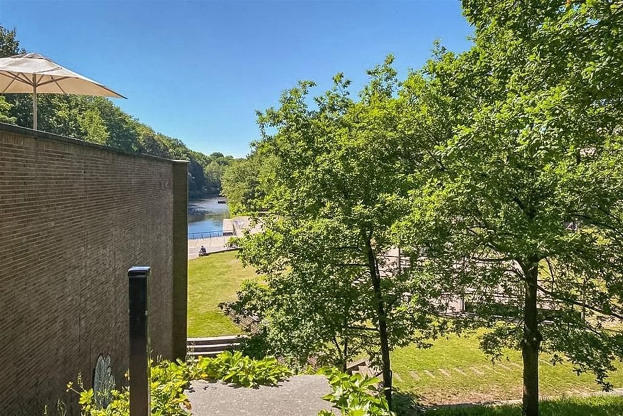 Spacious family home with south-facing garden in Boomberg - Image 39