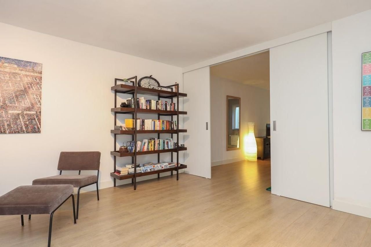 Spacious family home with south-facing garden in Boomberg - Image 32