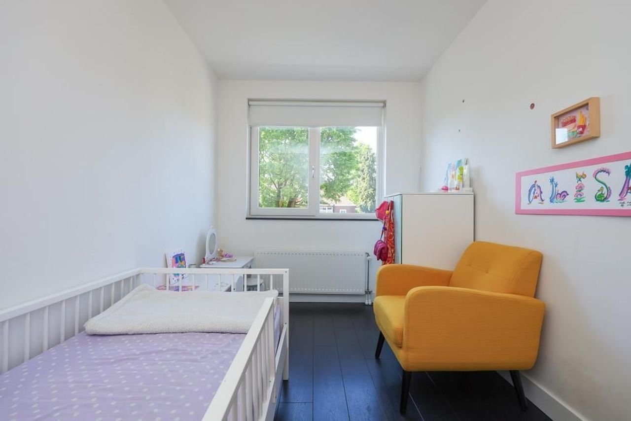 Spacious family home with south-facing garden in Boomberg - Image 15