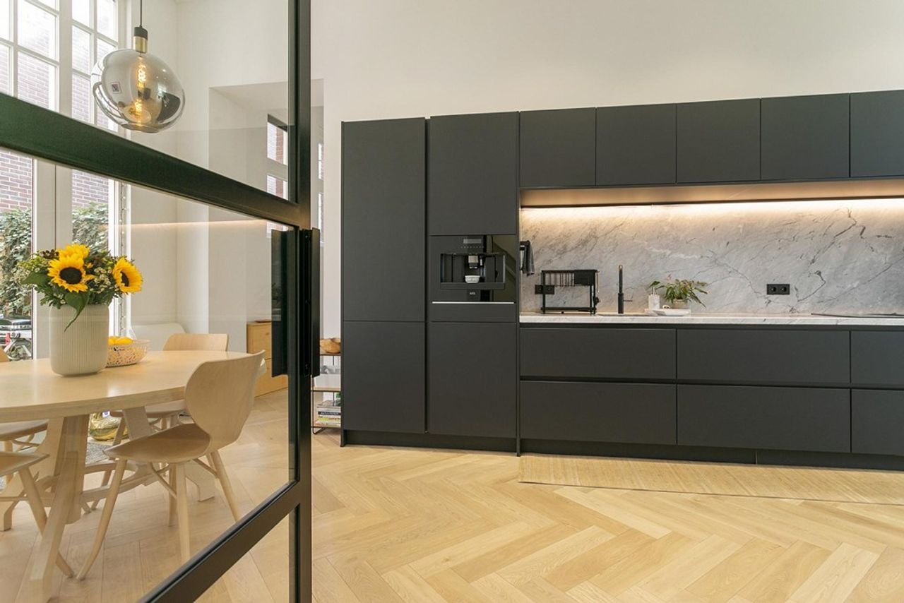 Gerenoveerde benedenwoning met tuin in centrum - Afbeelding 10