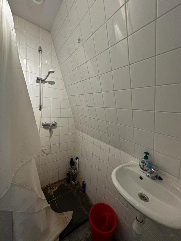Kamer met eigen keuken in centrum - Afbeelding 5