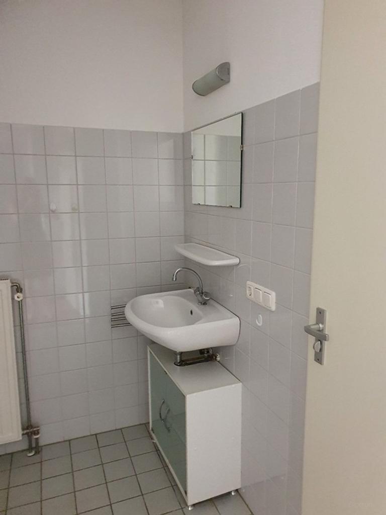 Appartement met lift en parkeerplek - Afbeelding 1