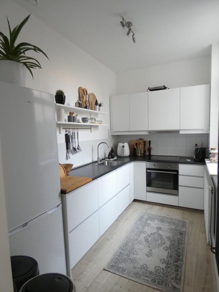 Tussenwoning met 3 slaapkamers in hartje Roosendaal - Afbeelding 3