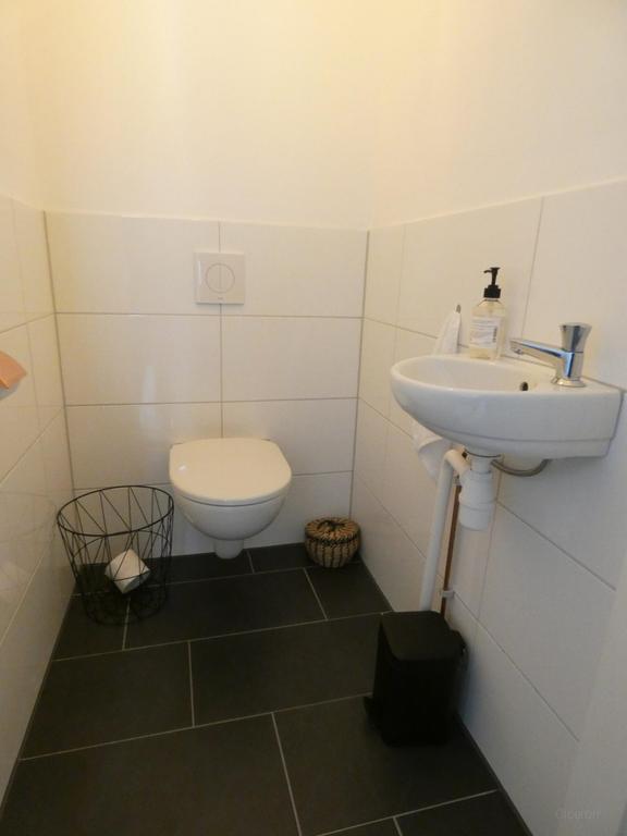 Tussenwoning met 3 slaapkamers in hartje Roosendaal - Afbeelding 5