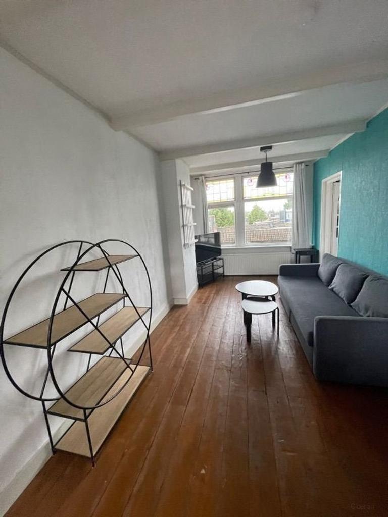 Gemeubileerd studentenappartement met 2 slaapkamers - Afbeelding 2
