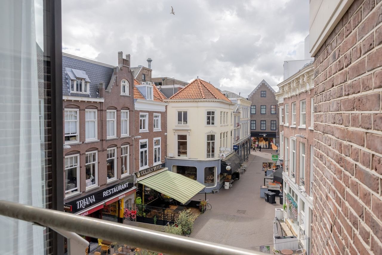 Penthouse in 'De Baljurk' with 100m² terrace - Image 6