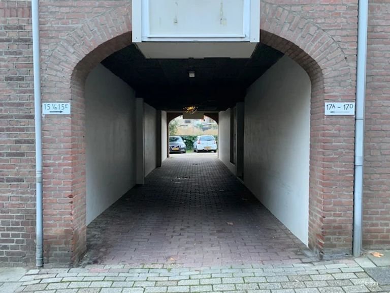 Top-floor apartment with private parking in Valkenburg - Image 8