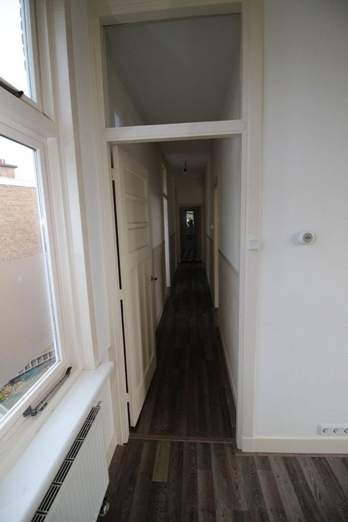 Lichte bovenwoning in Noordpolderbuurt - Afbeelding 1