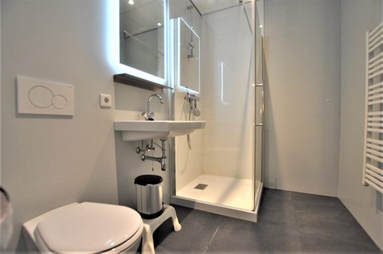 Complete apartment with gym in Eindhoven City Center - Image 7