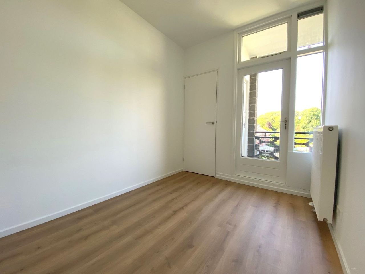 Renovated 3-room apartment with 3 balconies - Image 7