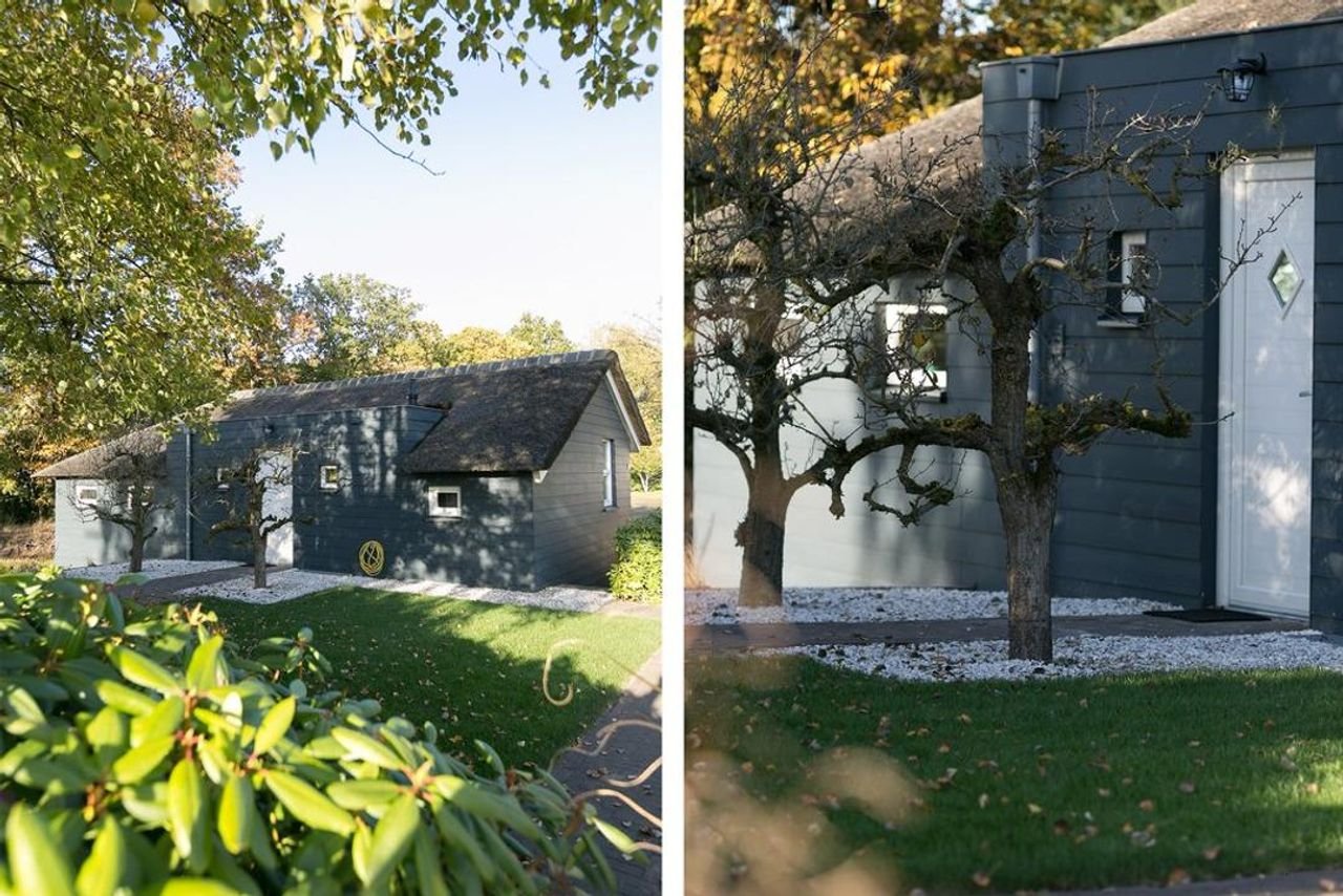 Detached villa with large garden - Image 25